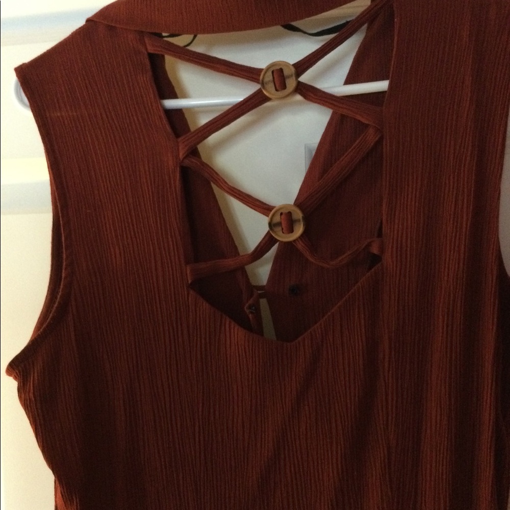Dress - Picture 3 of 4